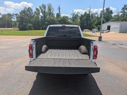 Oxford White 2021 Ford F-150 XL