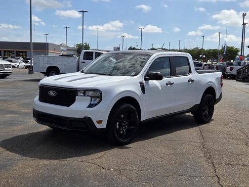Oxford White 2026 Ford Maverick XLT