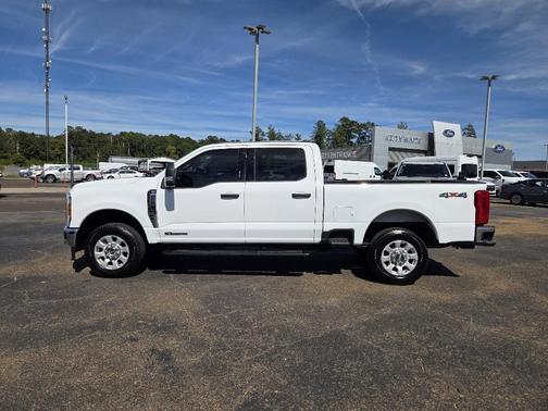 2024 Ford F-250 XLT