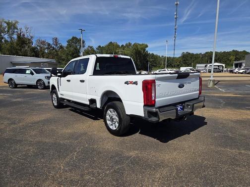 2024 Ford F-250 XLT