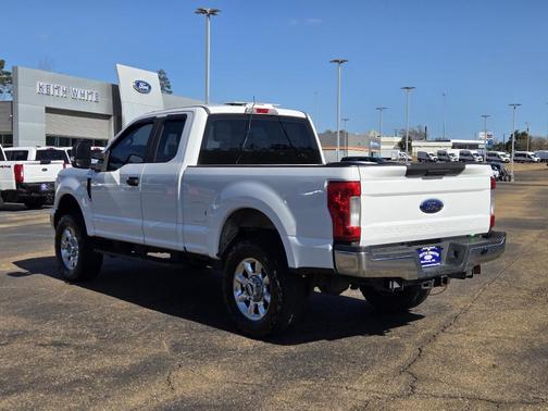 2017 Ford F-250 XL