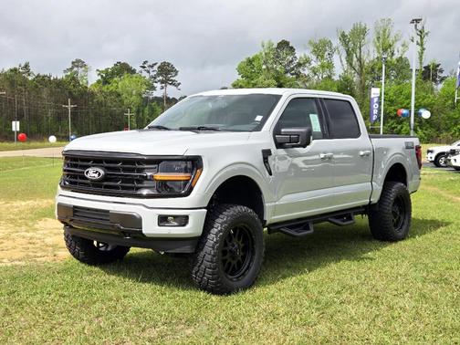 Avalanche 2026 Ford F-150 XLT