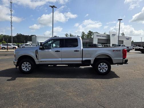 2024 Ford F-250 XLT