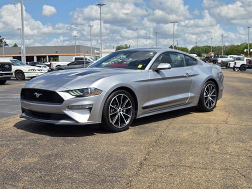 2020 Ford Mustang EcoBoost