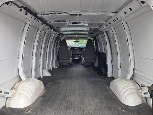 Summit White 2023 GMC Savana 2500 Work Van