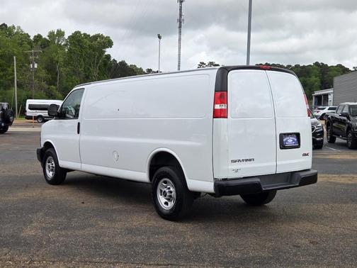 2023 GMC Savana 2500 Work Van
