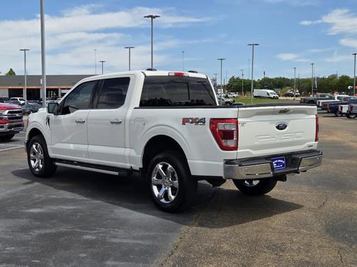 White Metallic 2022 Ford F-150 Lariat
