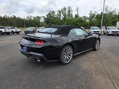 2025 Ford Mustang