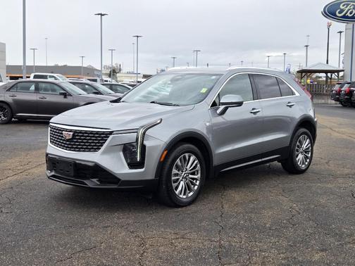 2024 Cadillac XT4 Premium Luxury