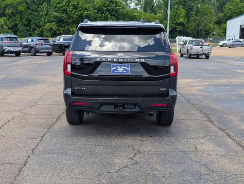 Dark Matter Gray Metallic 2025 Ford Expedition Max Active