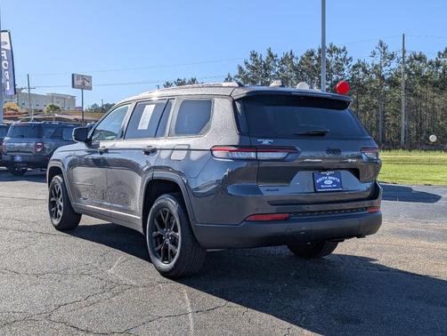 2024 Jeep Grand Cherokee L Laredo