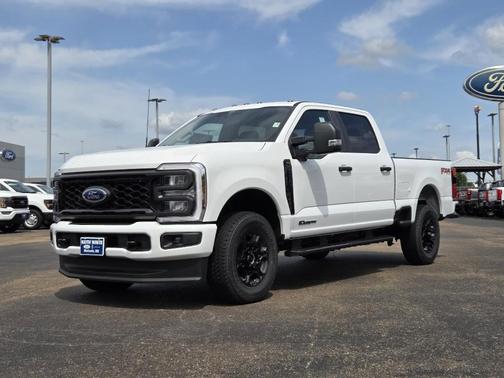 2025 Ford F-250