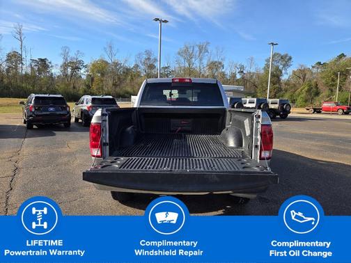 2019 RAM 1500 Classic SLT