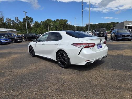 2020 Toyota Camry XSE