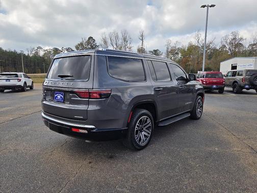 2022 Jeep Wagoneer Series III