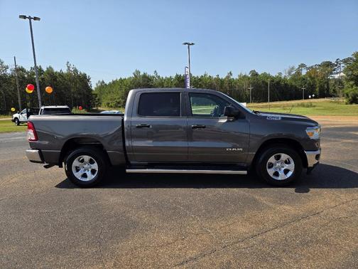 2024 RAM 1500 Big Horn/Lone Star