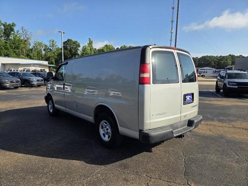 2005 Chevrolet Express 1500 Wagon