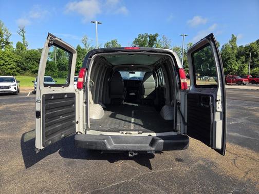 2005 Chevrolet Express 1500 Wagon