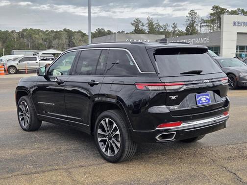2023 Jeep Grand Cherokee Overland