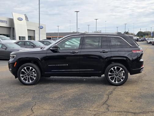 2023 Jeep Grand Cherokee Overland