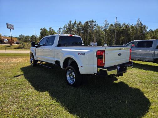 2024 Ford F-450 Lariat