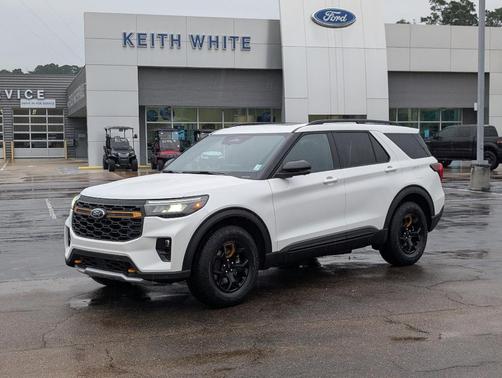Star White 2026 Ford Explorer Tremor