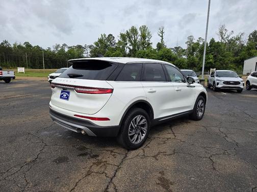 2023 Lincoln Corsair Standard