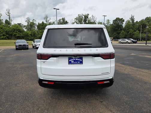 2023 Jeep Wagoneer L Series III