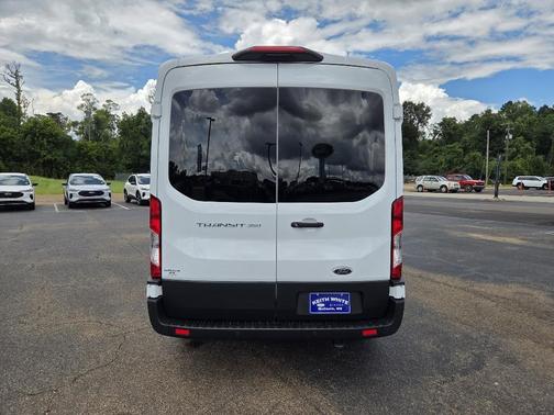 2025 Ford Transit-350 