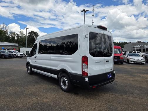 2025 Ford Transit-350 