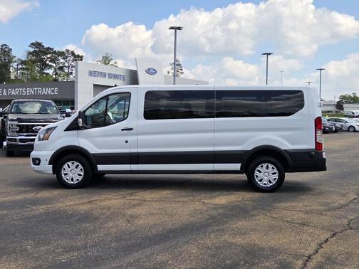 2024 Ford Transit-350 XLT