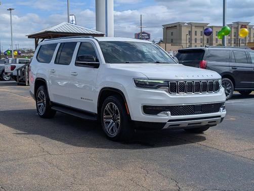 Bright White Clearcoat 2023 Jeep Wagoneer L Series II