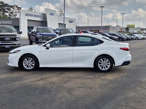 White 2025 Toyota Camry LE