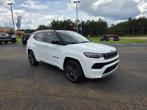2023 Jeep Compass Altitude