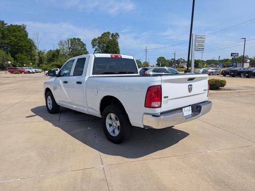 2024 RAM 1500 Classic SLT