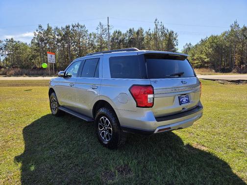 2024 Ford Expedition XLT