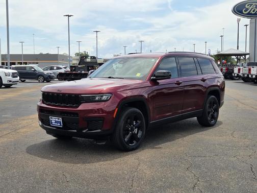2023 Jeep Grand Cherokee L Laredo