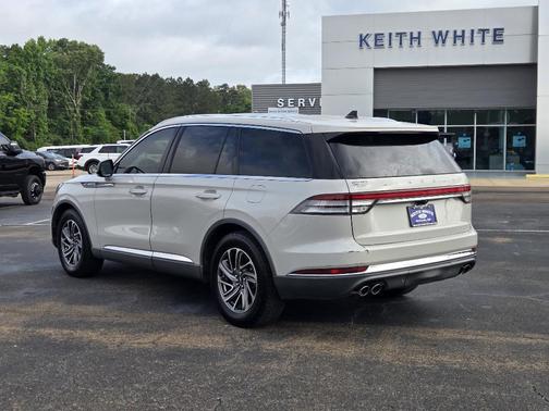 Ceramic Pearl Metallic 2021 Lincoln Aviator Standard RWD