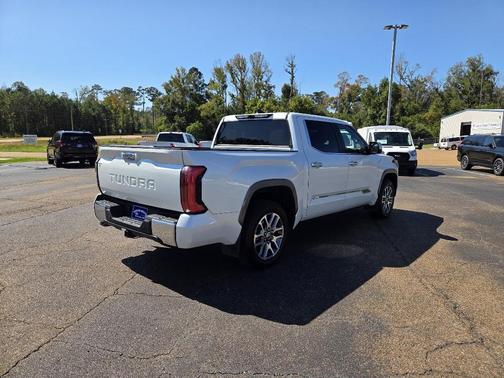 2024 Toyota Tundra Hybrid 1794 Edition
