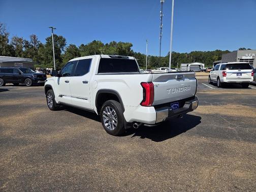 2024 Toyota Tundra Hybrid 1794 Edition