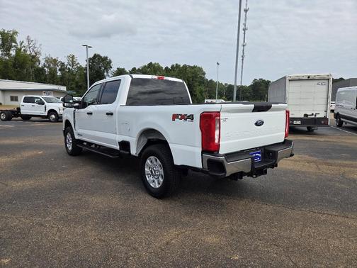 2024 Ford F-250 XLT