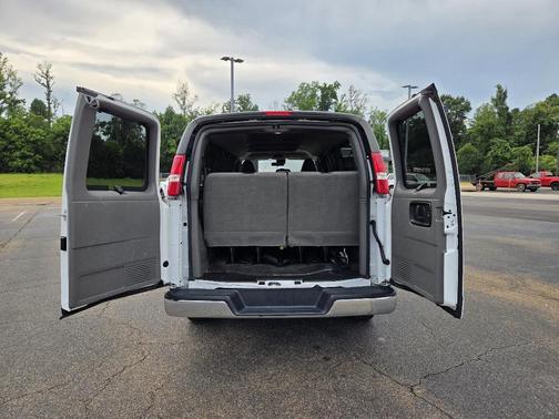 2019 Chevrolet Express 3500 LT