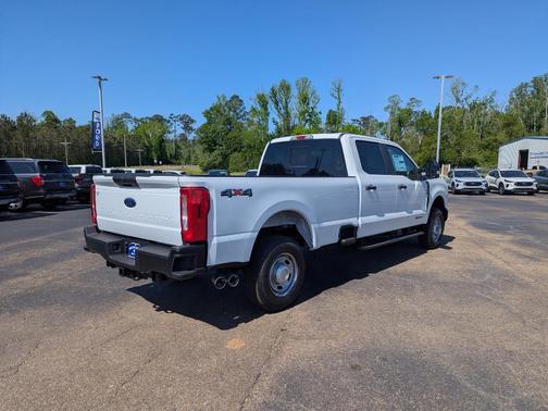 2025 Ford F-250