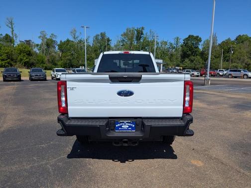 2025 Ford F-250