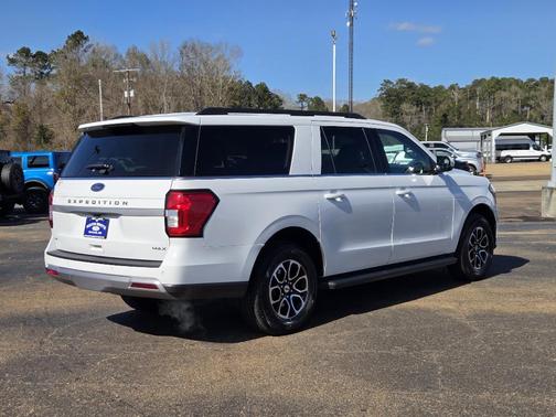 2024 Ford Expedition Max XLT