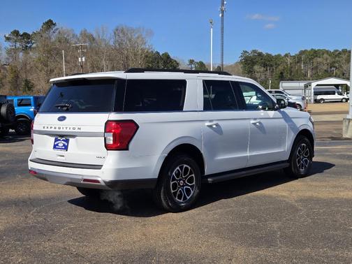 2024 Ford Expedition Max XLT