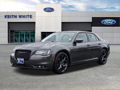 2022 Chrysler 300 S