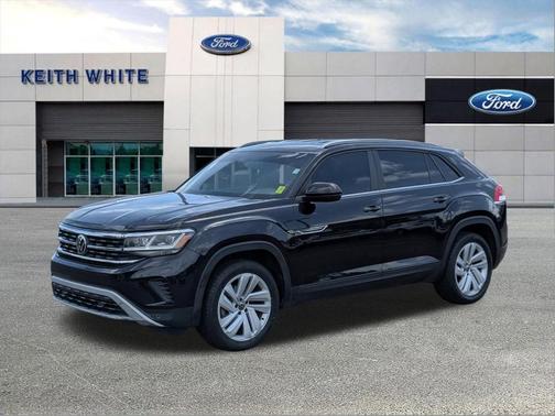 Deep Black Pearl Effect 2021 Volkswagen Atlas Cross Sport 2.0T SE w/Technology