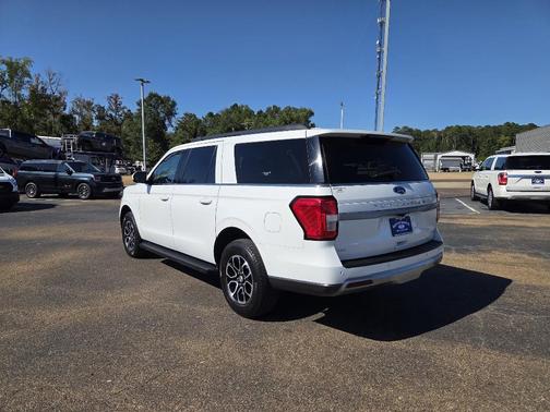 2024 Ford Expedition Max XLT