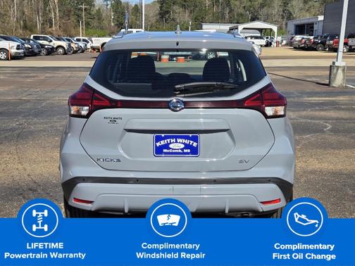 2021 Nissan Kicks SV